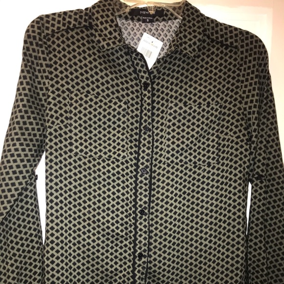 Green Diamond Button Up Blouse - Picture 1 of 2